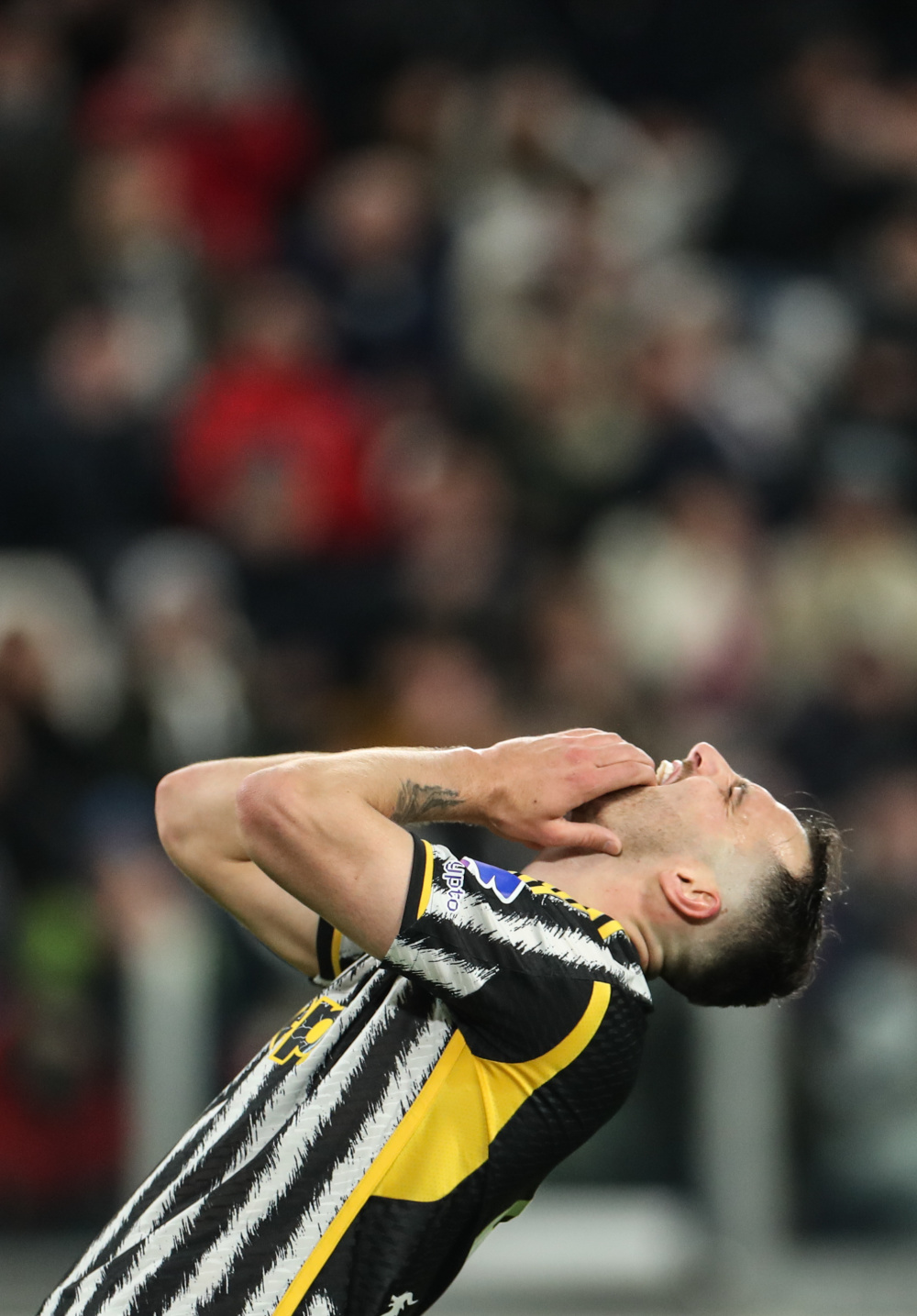 半岛体育官网首页-尤文图斯六战全胜，欧冠小组头名坐镇